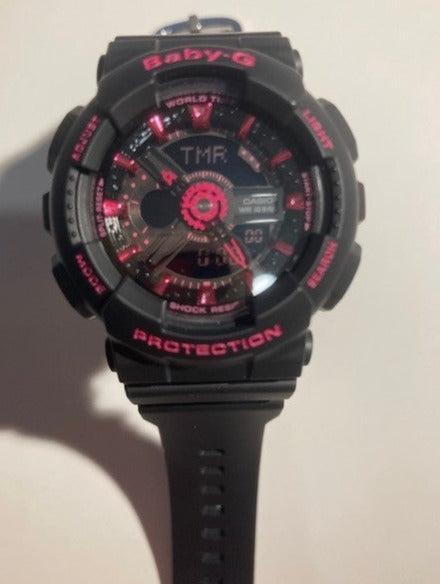 Casio Baby-G BA-111 (S338) Noir et Rose Analogue / Digital 43mm avec boîtier - Pour femmes