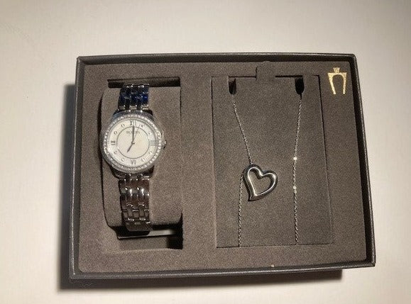 Ensemble-cadeau montre-bracelet et collier en acier inoxydable avec cristaux pour femmes de Bulova Modèle : 96X155