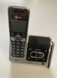 Téléphones sans fil à deux combinés AT&T modèle: BL102-2S