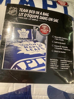 Ensemble de draps et taie d'oreiller de 4 pièces des Maple Leafs de Toronto (Lit d'équipe dans un sac) pour lit simple - Neuf